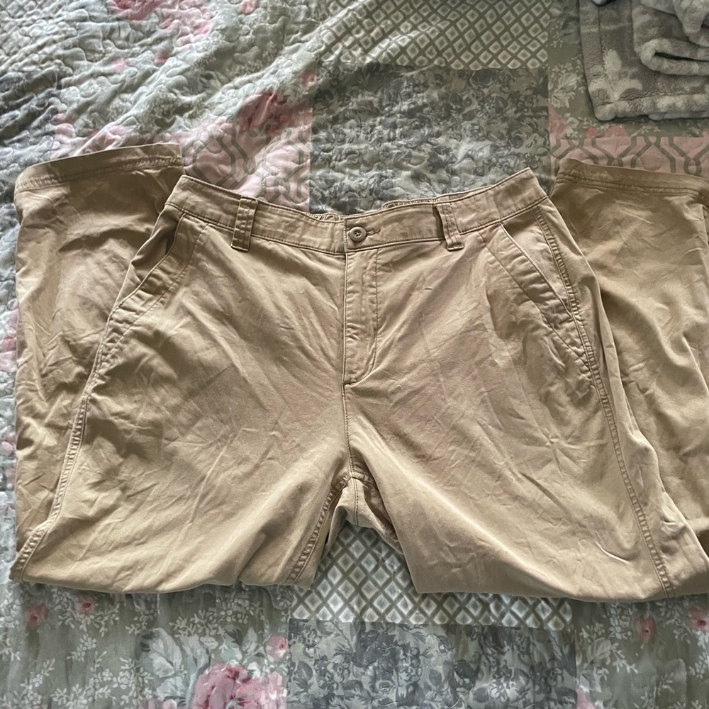 Old Navy Tan Chinos Relaxed Fit Durable Fabric